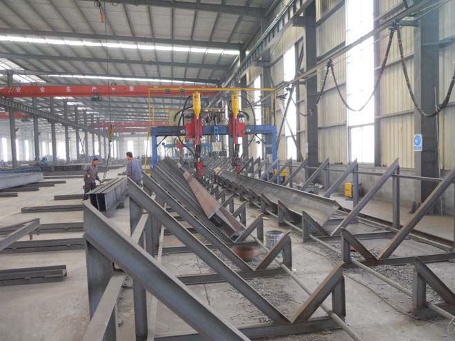 Submerged arc welding line